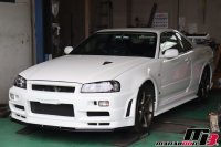 スカイラインGTR BNR34 フロア補強バー取り付け画像